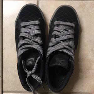 Retro Nike quilted Blazer Low. Women’s 7.5